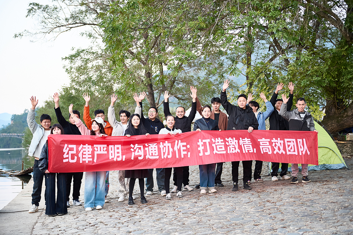 1763973779134177.jpeg 4.jpg